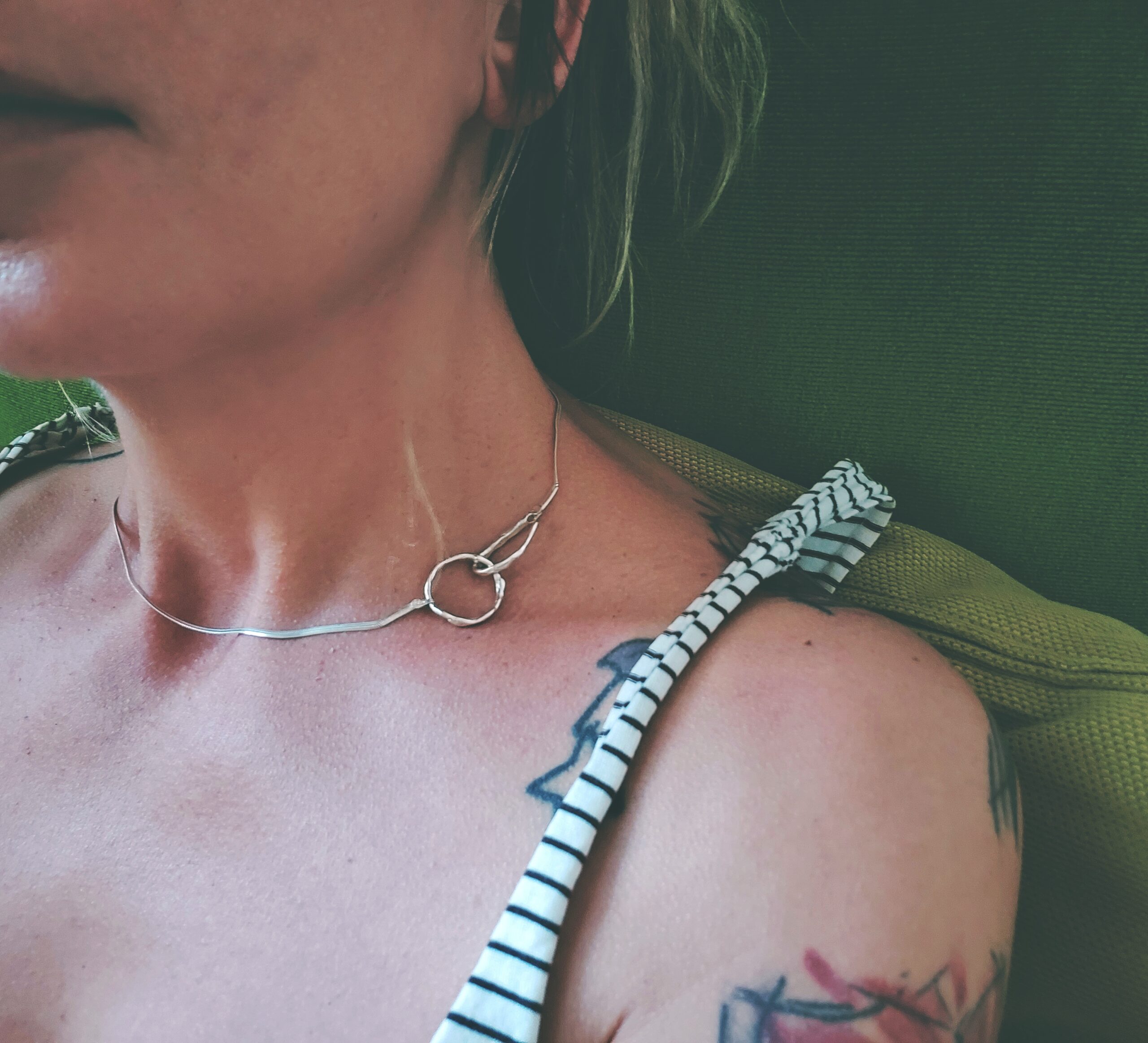 Hooked silver necklace - Image 6