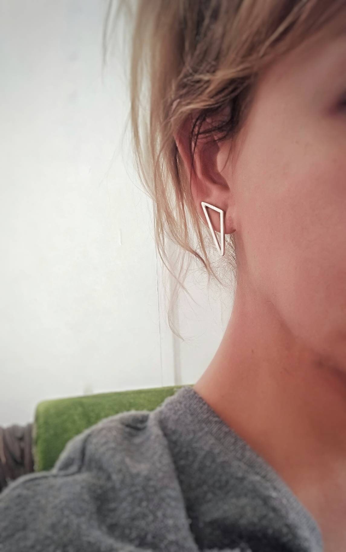 Triangle silver earclimber - Image 2