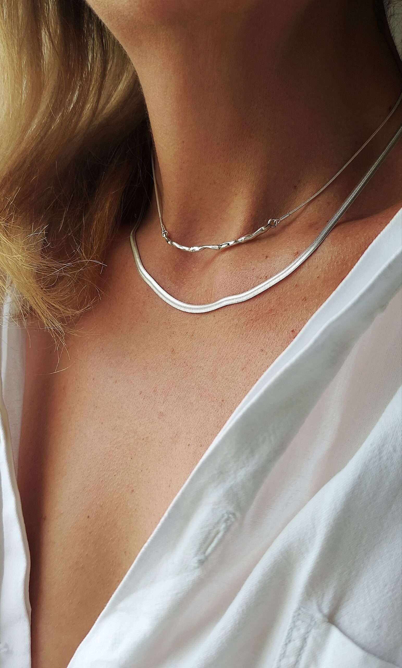 Dainty wave necklace - Image 3